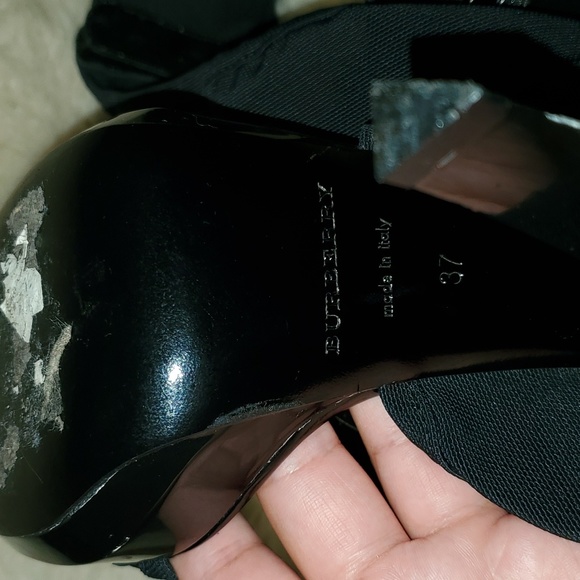 Burberry runway wrap heels - Picture 9 of 12